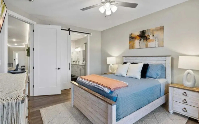 Topsider Condo w/ Updated Design & Amazing Main Channel Views