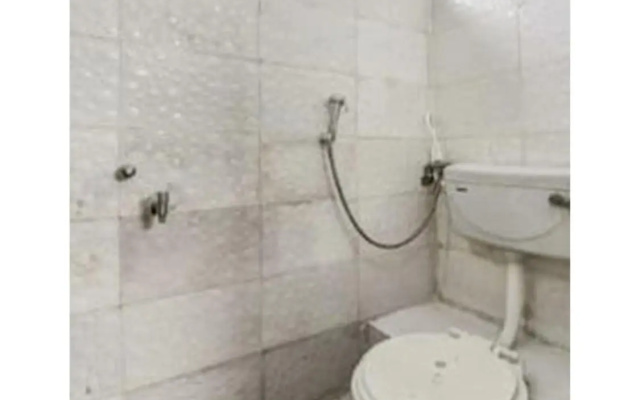 Hotel V R Loge By WB Inn
