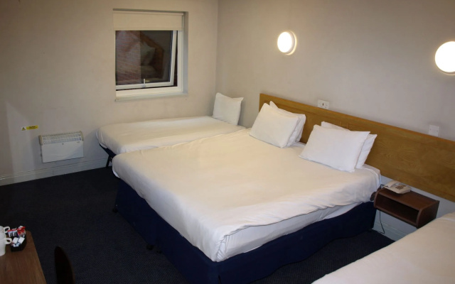 247 Hotel