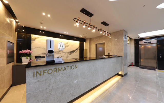 Hotel Demer