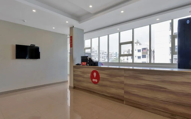 OYO 12181 Hotel Gravity