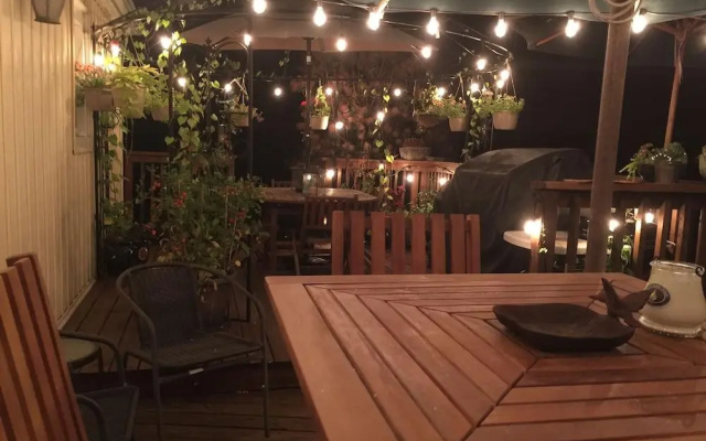 The Butter Barn Bed & Breakfast