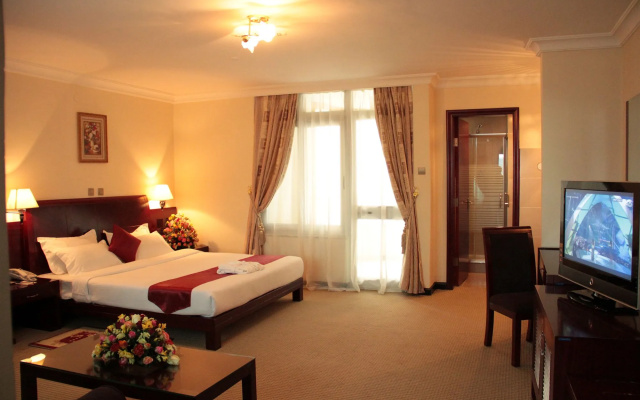 Kaleb Hotel