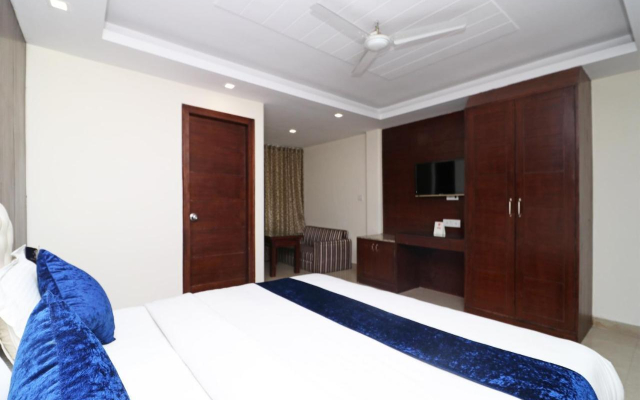 OYO 1679 Value Hotel
