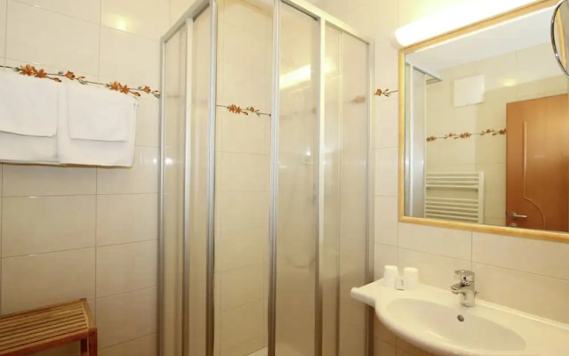 Holiday Home in Kaltenbach Near ski Lift