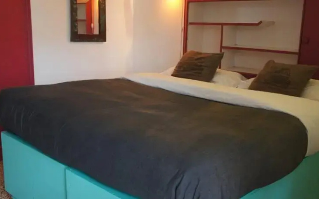 Bed and Chaï Masala