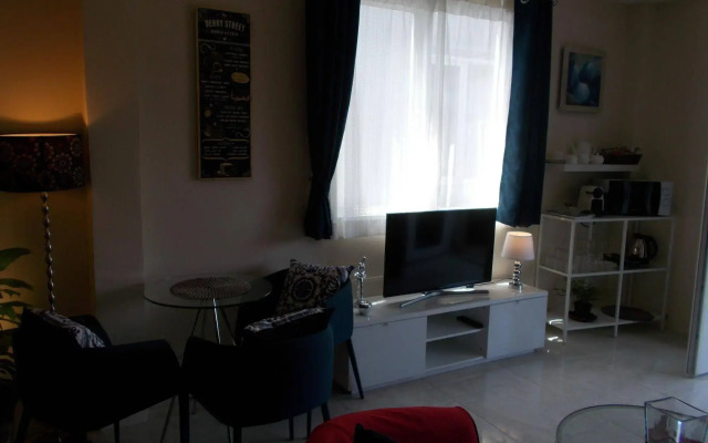 Wualai Residence