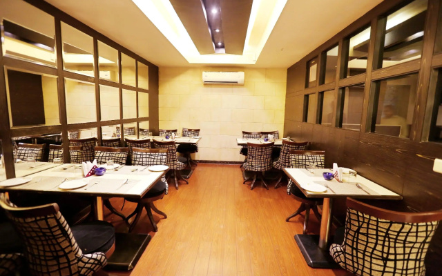 Hotel Sitara Grand Banjara Hills