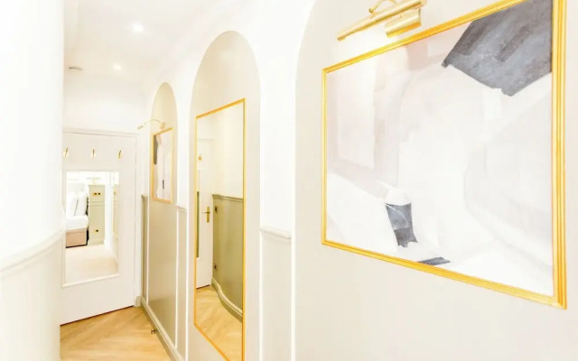 Merveil Luxury Suite - Louvre Rousseau