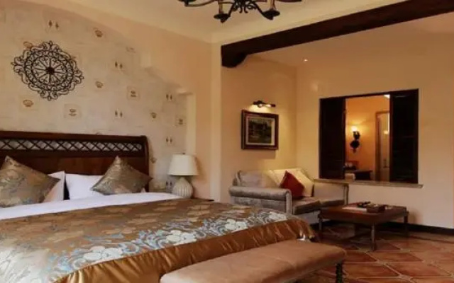 Pebble Beach Hotel