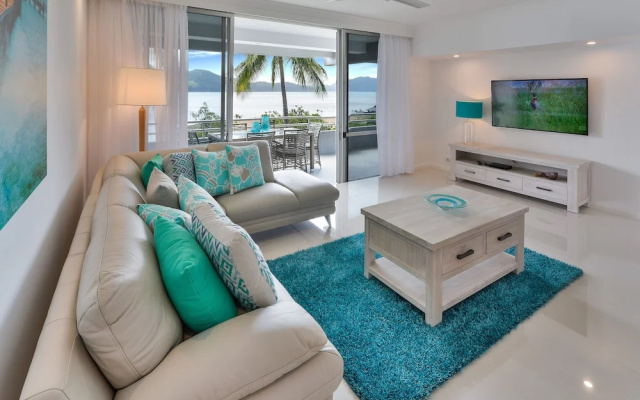 Beachfront Frangipani Apartments