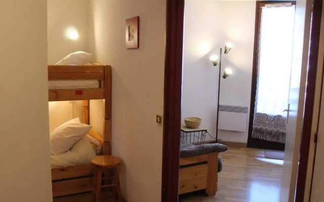 Appartement Risoul, 1 pièce, 4 personnes - FR-1-330-176