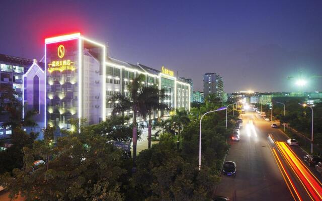 Отель Xiamen Jinglong Hotel Китай, Сямынь - отзывы, цены и фото номеров - забронировать отель Xiamen Jinglong Hotel онлайн вид на фасад