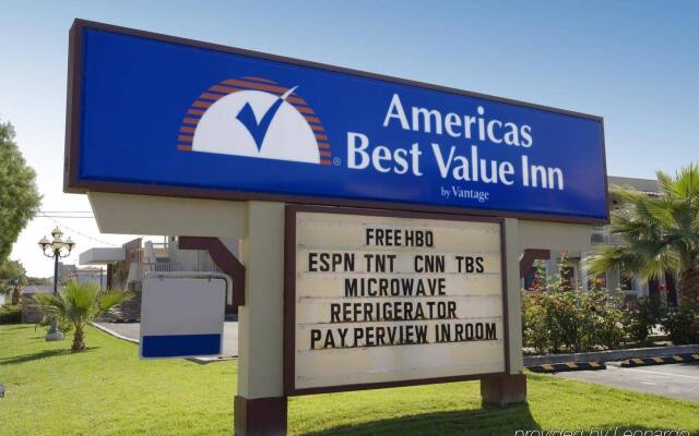 Отель Americas Best Value Inn-Milpitas/Silicon Valley вид на фасад