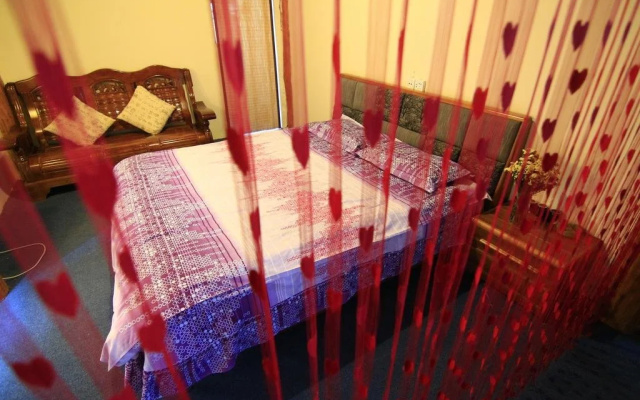 Lijiang Shuhe Shi Wu Wan Hostel