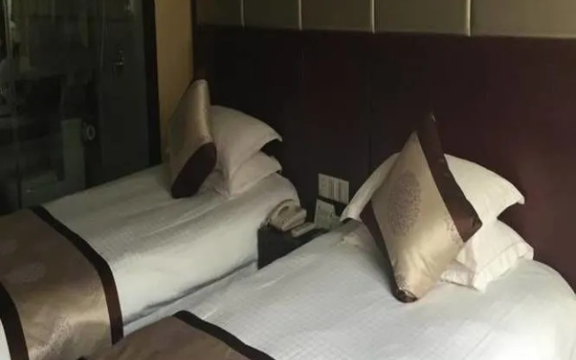 Yuanzheng Lingfeng Hotel