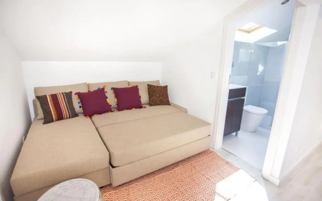 LovelyStay - Cais Apartment River View