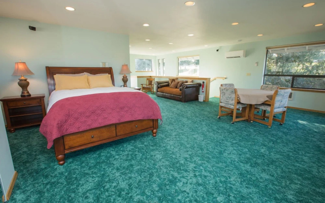 Brookside Bed & Breakfast