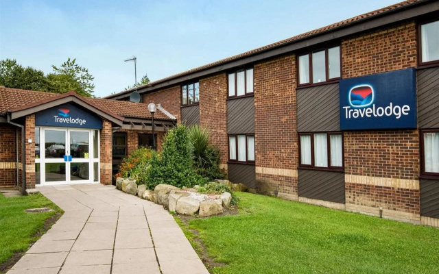 Travelodge Newcastle Whitemare Pool