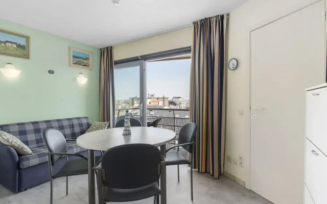 Spacious Studio Near Seafront