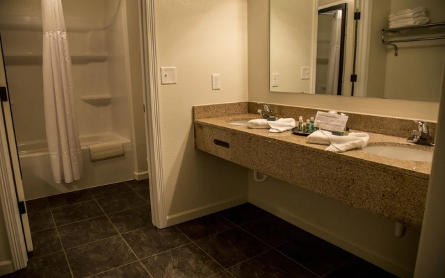 Delta Resort and Spa