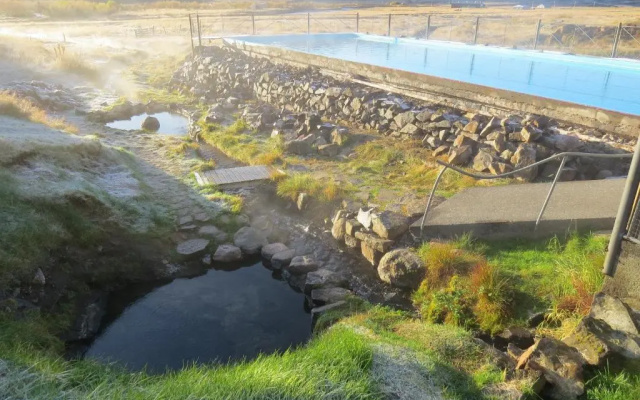 Hvammur 2 Bjarg With Private Hot Tub