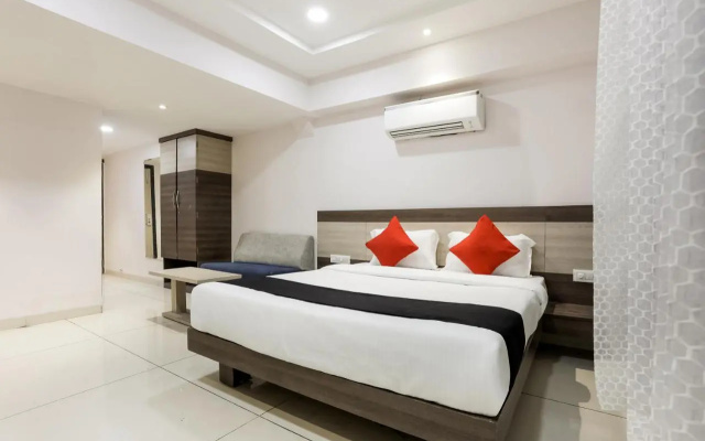 FabHotel Pishori Inn