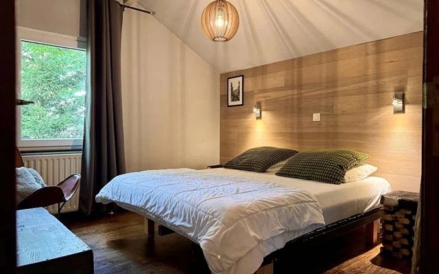Cozy Durbuy Chalet With Fireplace