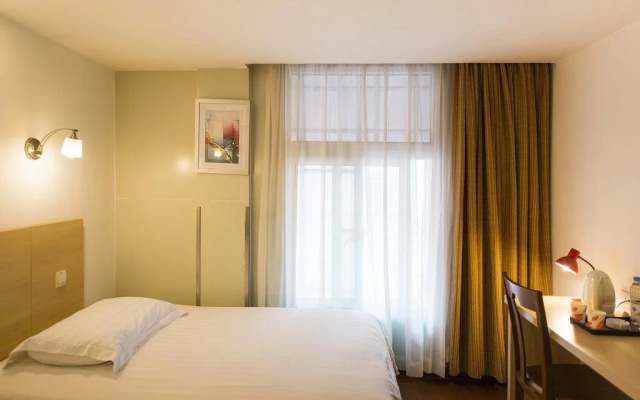 Motel 168 Shanghai Chongming Bayi Road