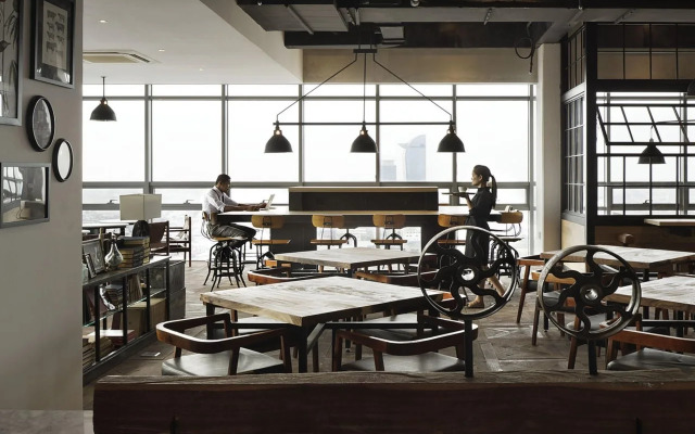 The H22 by Tama Hotel