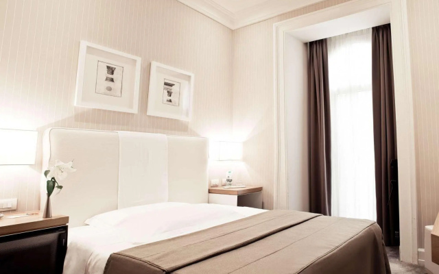 Hotel Isa