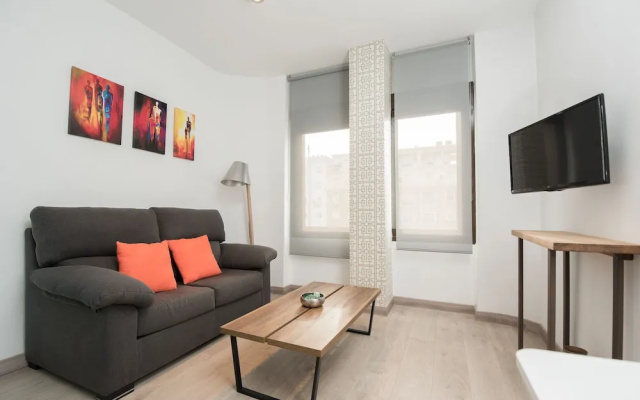 Apartamentos Villa Laura Triana