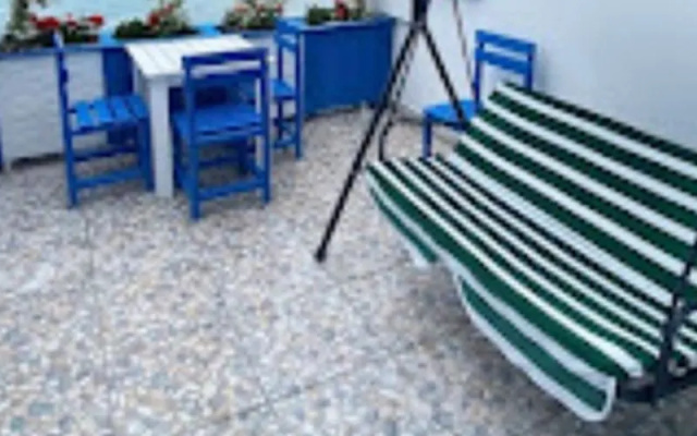 Simirna Sahil Otel