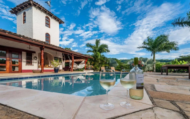Rancho Chilamate Guest Ranch