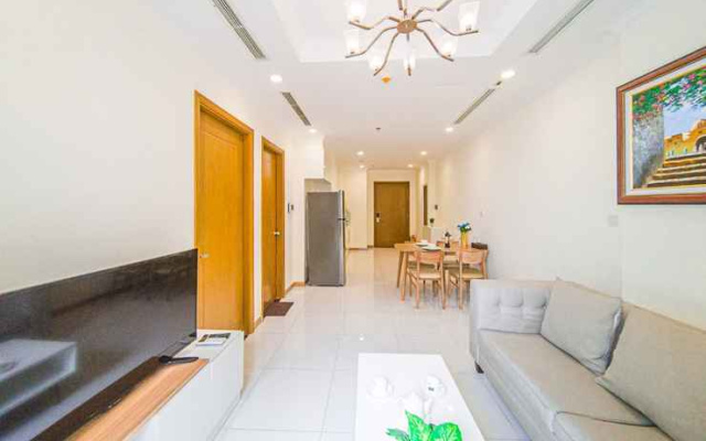 Bland Landmark Luxury Residence by BeVista