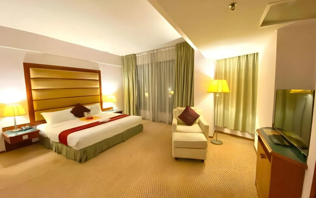 Oriental Crystal Hotel