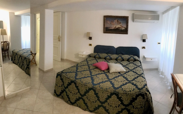 Bougainville Luxury Boutique Hotel