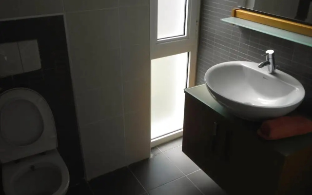 Novron Villas B3