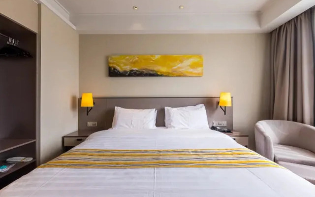 Home Inn Plus Nanjing Xinjiekou