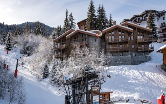 Yellowstone Lodge Chalet 4