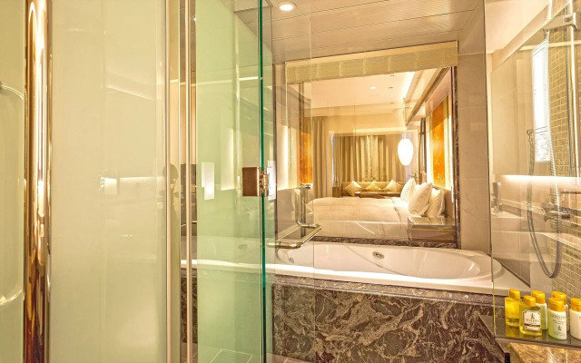 Okinawa Kariyushi Resort Exes Naha