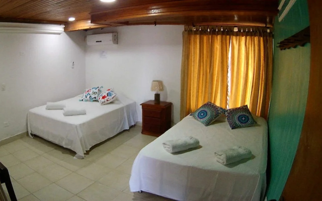 The Rock House Hostel - Adults Only