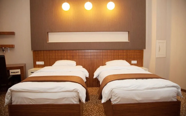 Oskar Hotel
