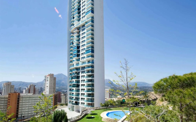 Skyscraper apartment with panoramic views - floor 38