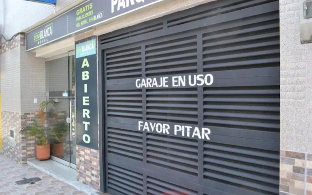 Hotel Zona Blanca