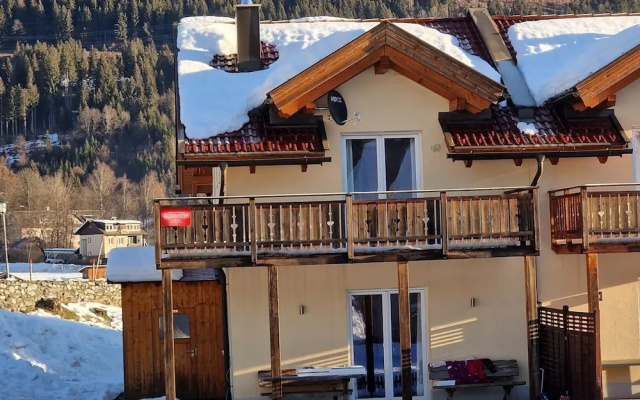 Chalet in Koetschach-mauthen ski Area