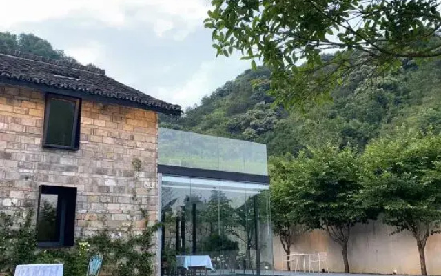 Ouji Hostel