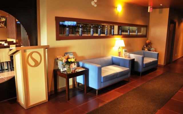 SKKY Hotel