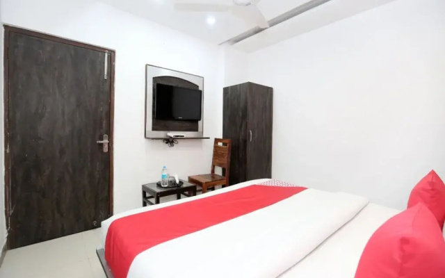 Hotel Royal Blue By OYO Rooms