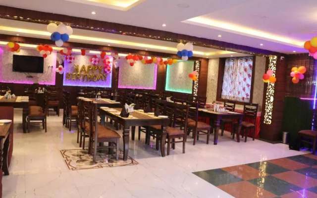 Hotel Shakti & Banquet By WB Inn